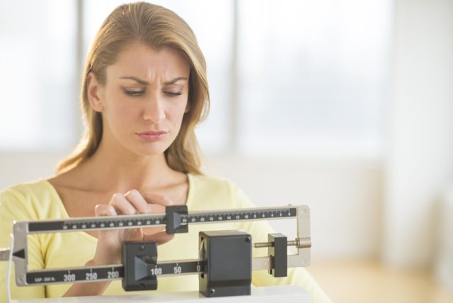 Perdre du poids: votre poids peut fluctuer et vous donner l'impression que vous n'arrivez pas  maigrir.