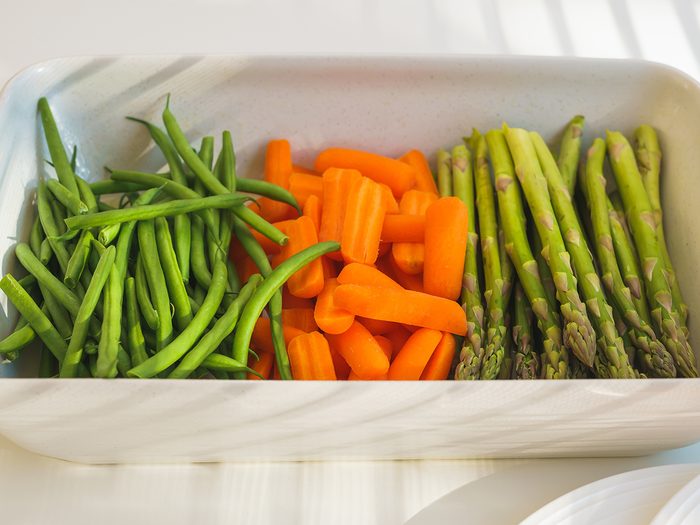 Comment congeler les légumes tels que les asperges, haricots et carottes?