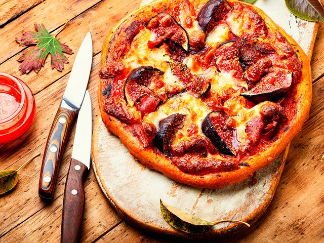 Pizza aux figues et  la pancetta