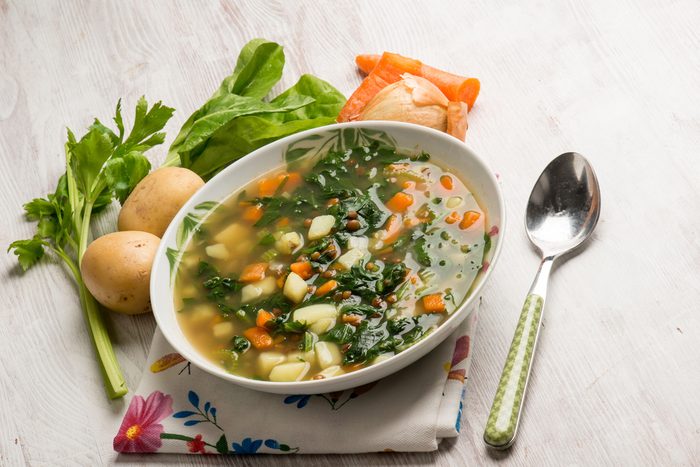 Une recette de soupe aux légumes santé