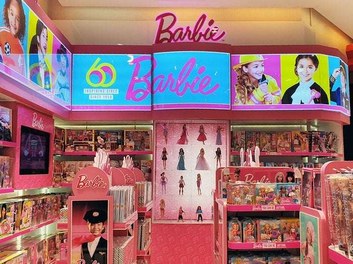 Le magasin de jouets Barbie à Bangkok.