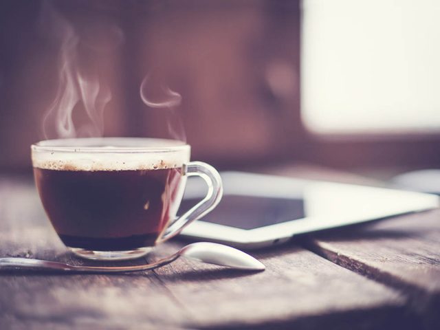 Pour maintenir votre nergie au travail, prenez un caf au bon moment.