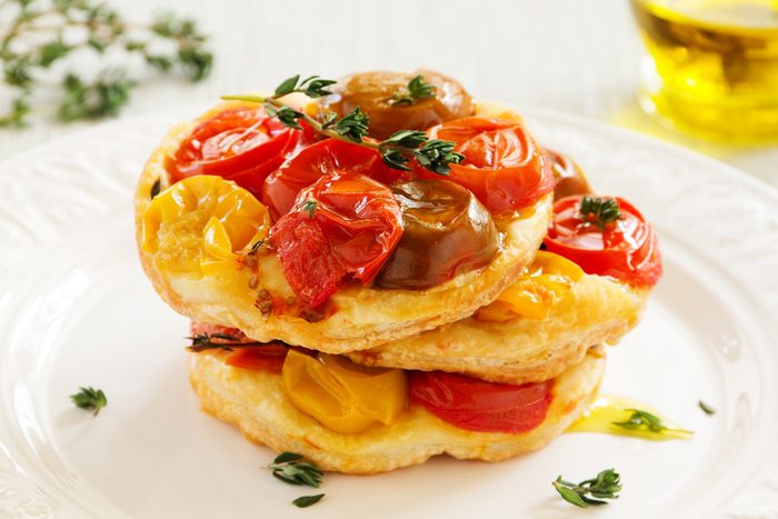 Une recette pour cuisiner les tomates fraîches de tartes tatin.
