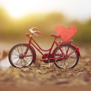 Faire du vélo 20 minutes par jour permet de protéger le coeur.
