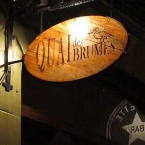 Le Quai des Brumes est le bar où aller prendre une pinte de bière à Montréal