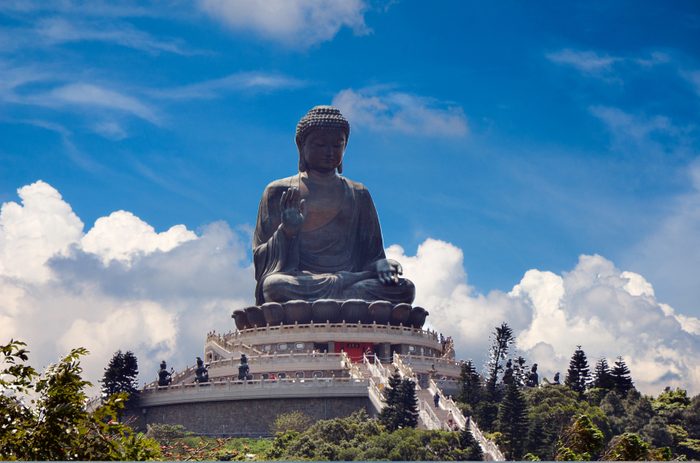 Le Bouddha géant du monastère de Po Lin