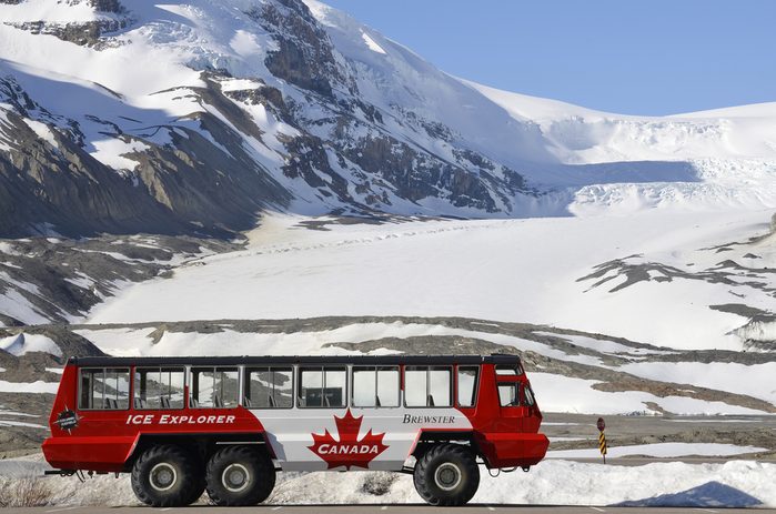 11. Marcher sur le glacier le plus accessible du monde