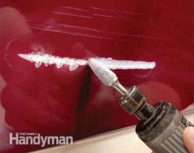 Réparer les entailles dans la fibre de verre : la préparation