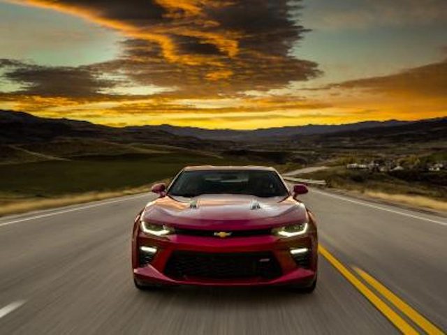 Chevrolet Camaro sport 2016 : plus lgre pour une meilleure performance 
