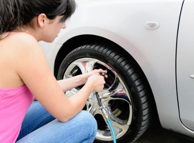 6.   la station-service, profitez-en pour gonfler vos pneus et vous assurer que leur usure est rgulire