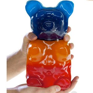 8. Gummy bear géant