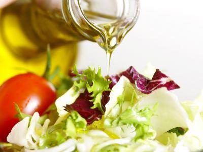 1. Pour une salade minceur, utilisez une sauce à base d'huile.