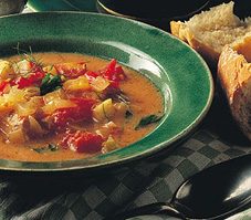 La soupe de poisson à l'épépineuse - Tom Press