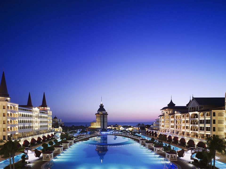 2. Le luxueux hôtel Mardan Palace, en Turquie