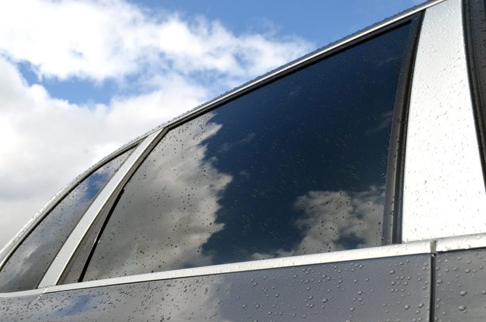2. Les vitres teintées d'auto : protégez-vous de la chaleur
