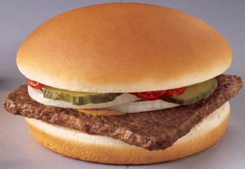Commandez un petit burger au service à l'auto chez Wendy's 