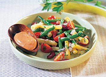 Salade aux trois haricots à la sauce épicée