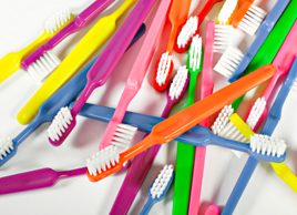 Brosse à dents: quoi rechercher, quoi éviter? 