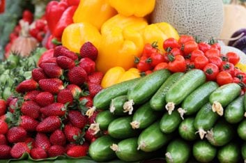 2. Faites provision de fruits et légumes   