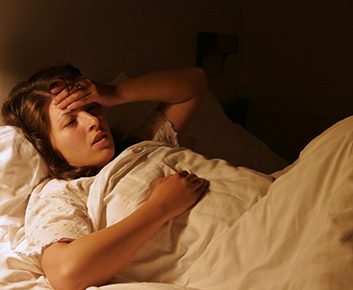 Les douleurs chroniques peuvent nuire au sommeil