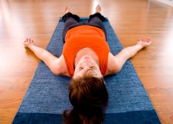 Empruntez une posture au yoga