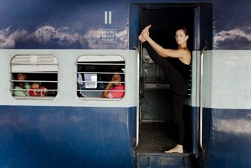 Yoga dans un train