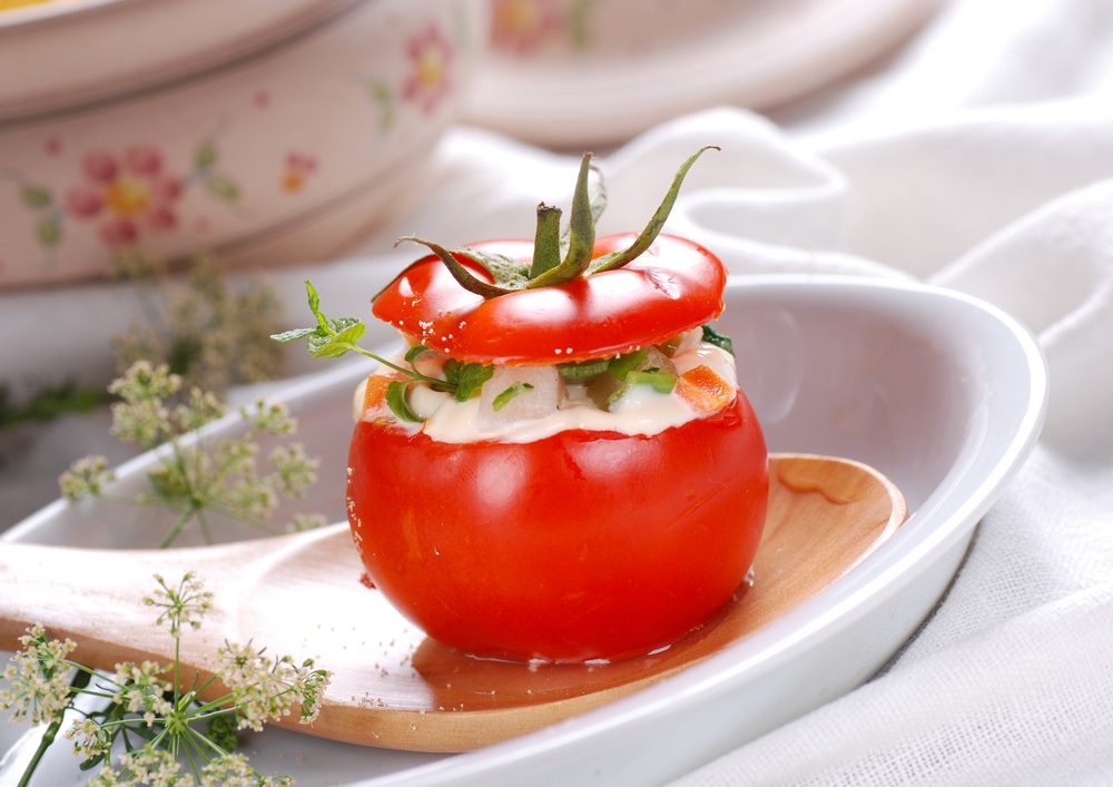 Recettes à base de yogourt grec: Une recette méditerranéennes de tomates farcies