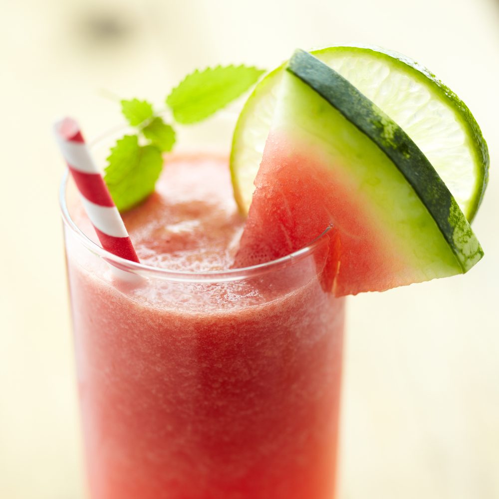 A watermelon and celery smoothie to lose weight