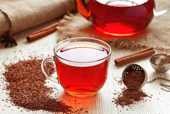 Aliments pour maigrir et favorisant la perte de poids: thé rooïbos.