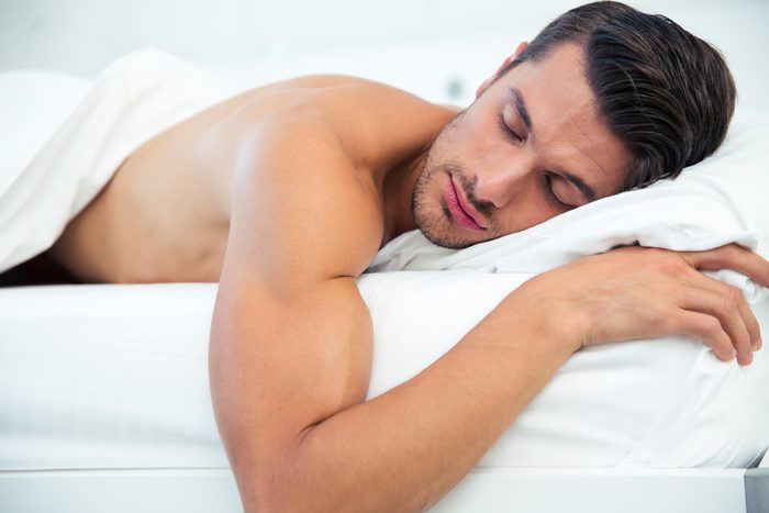 Dormir nu augmente l'estime de soi