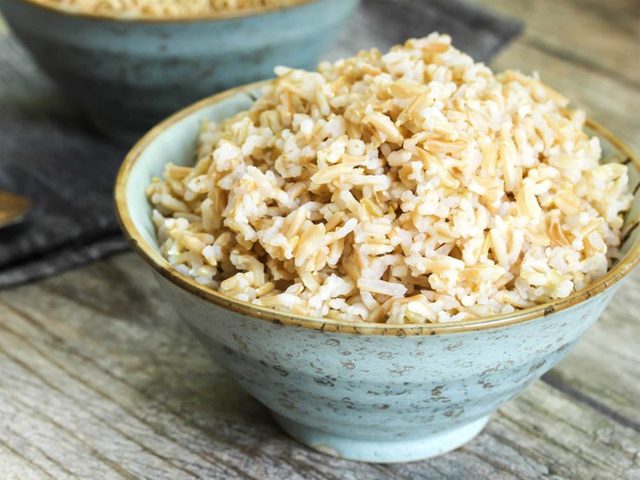 Aliment riche en fer: le riz brun.