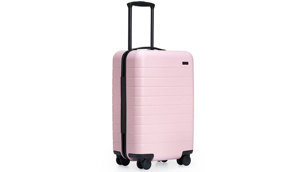 Cadeau de voyage pour globe-trotter : une jolie valise rose