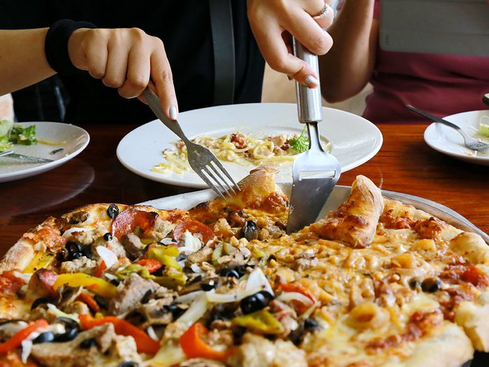 Le perte de poids est moins facile si le souper est votre repas le plus copieux de la journée.