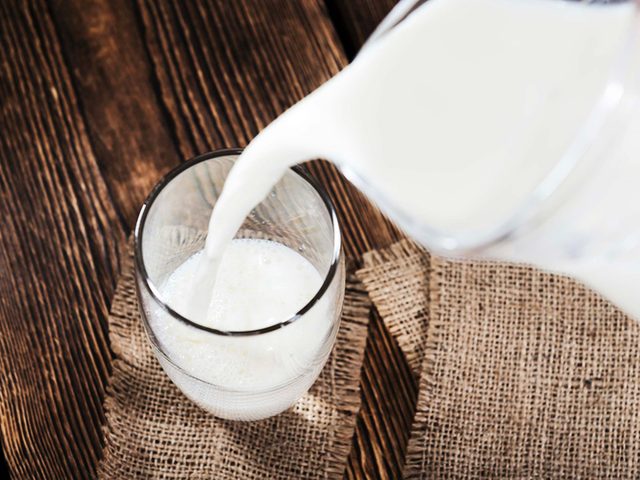 Le lait crm est l'un des aliments  viter.