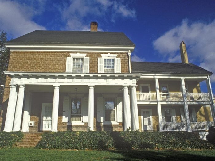 Maison hantée: visitez Woodburn Mansion.