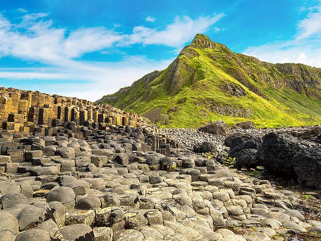 Formation rocheuse  vois absolument: Giants Causeway.