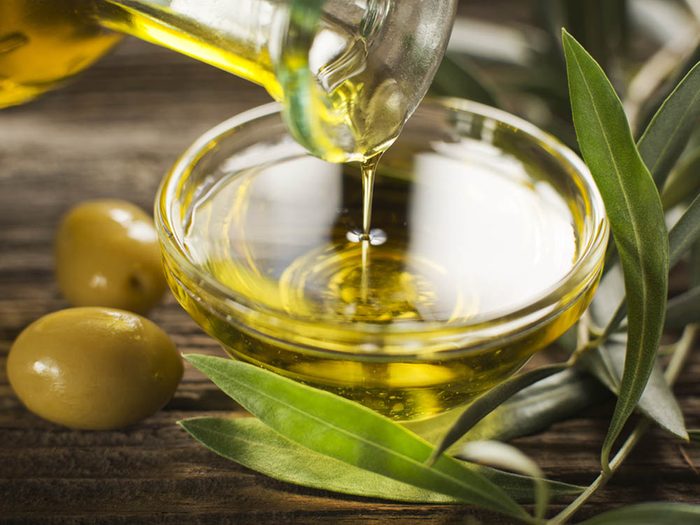 Si vous souffrez de la goutte, favorisez l’huile d’olive.