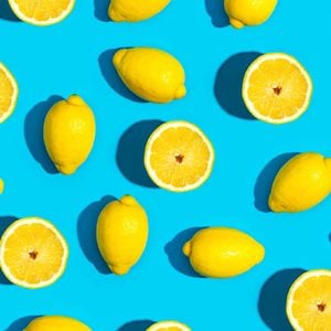 Fruits et légumes frais: pour conserver les citrons, évitez de les couper en deux.