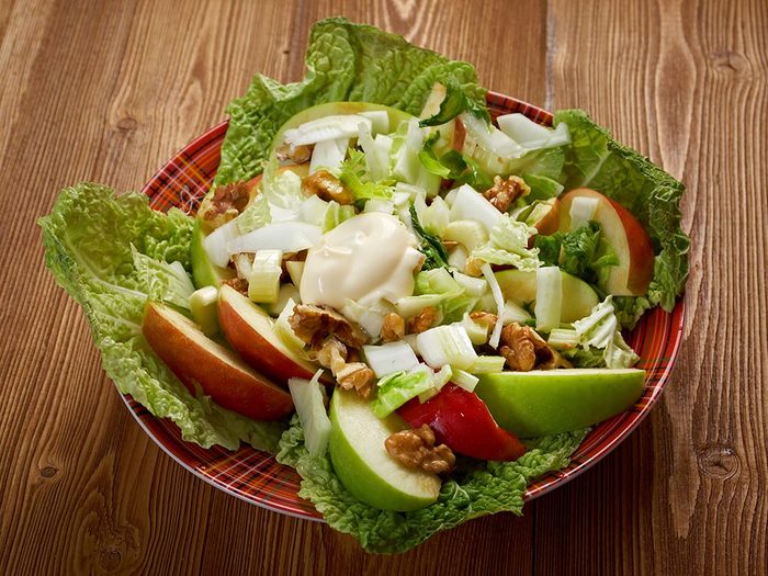 Recettes avec des pommes: essayez la salade d'endives.