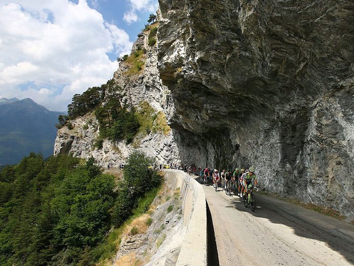 La route du Col du Chaussy en France fait partie des routes les plus dangereuses au monde.