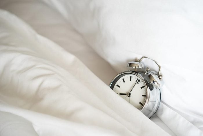 Pour ne pas attraper un rhume, évitez de veiller tard.