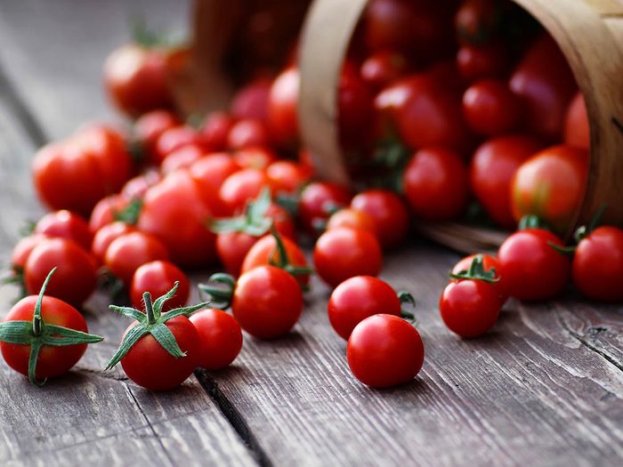 Conseil de dermatologue : mangez des tomates pour avoir une belle peau!