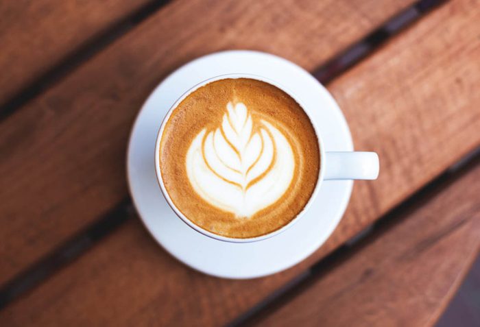 Fortifiez votre métabolisme en buvant un à deux cafés par jour.