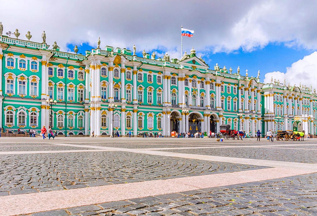 L'un des plus populaires musées du monde est celui de l'Ermitage à Saint-Pétersbourg.