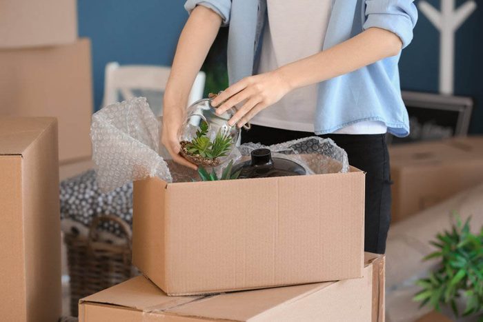 Après l'achat de votre première maison, cherchez une compagnie de déménagement.