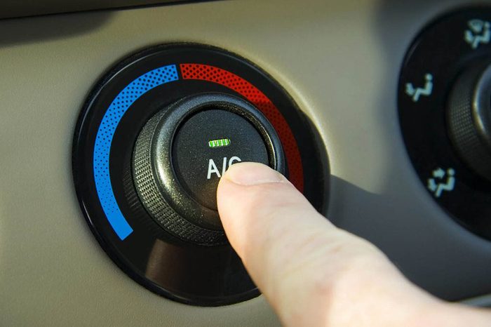 durée de vie voiture: faites fonctionner la climatisation même en hiver.