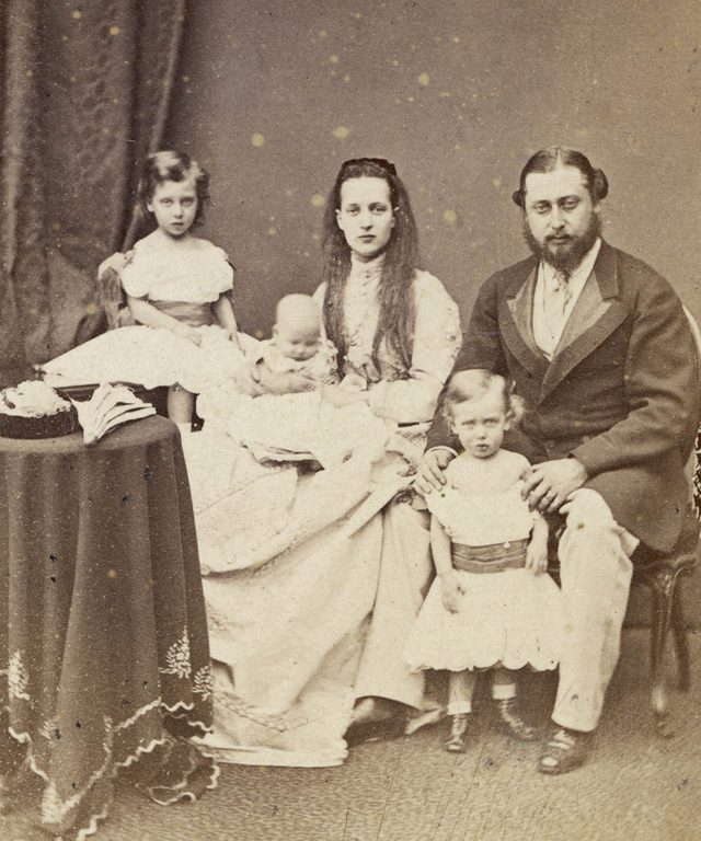 Famille royale : photo d'douard VII avant dtre roi.