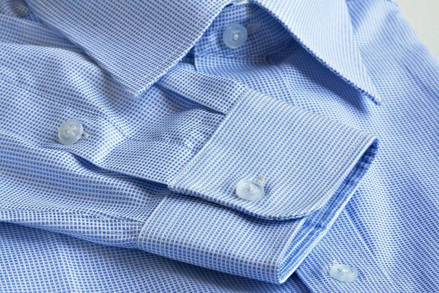 Objet du quotidien mal utilis : les chemises boutonnes.