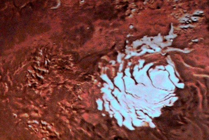 Une des découvertes scientifiques semble indiquer qu’il y ait un lac sur Mars.