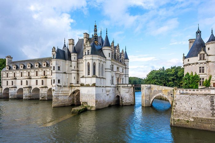 Destination de voyage : le château de Chenonceaux en France.